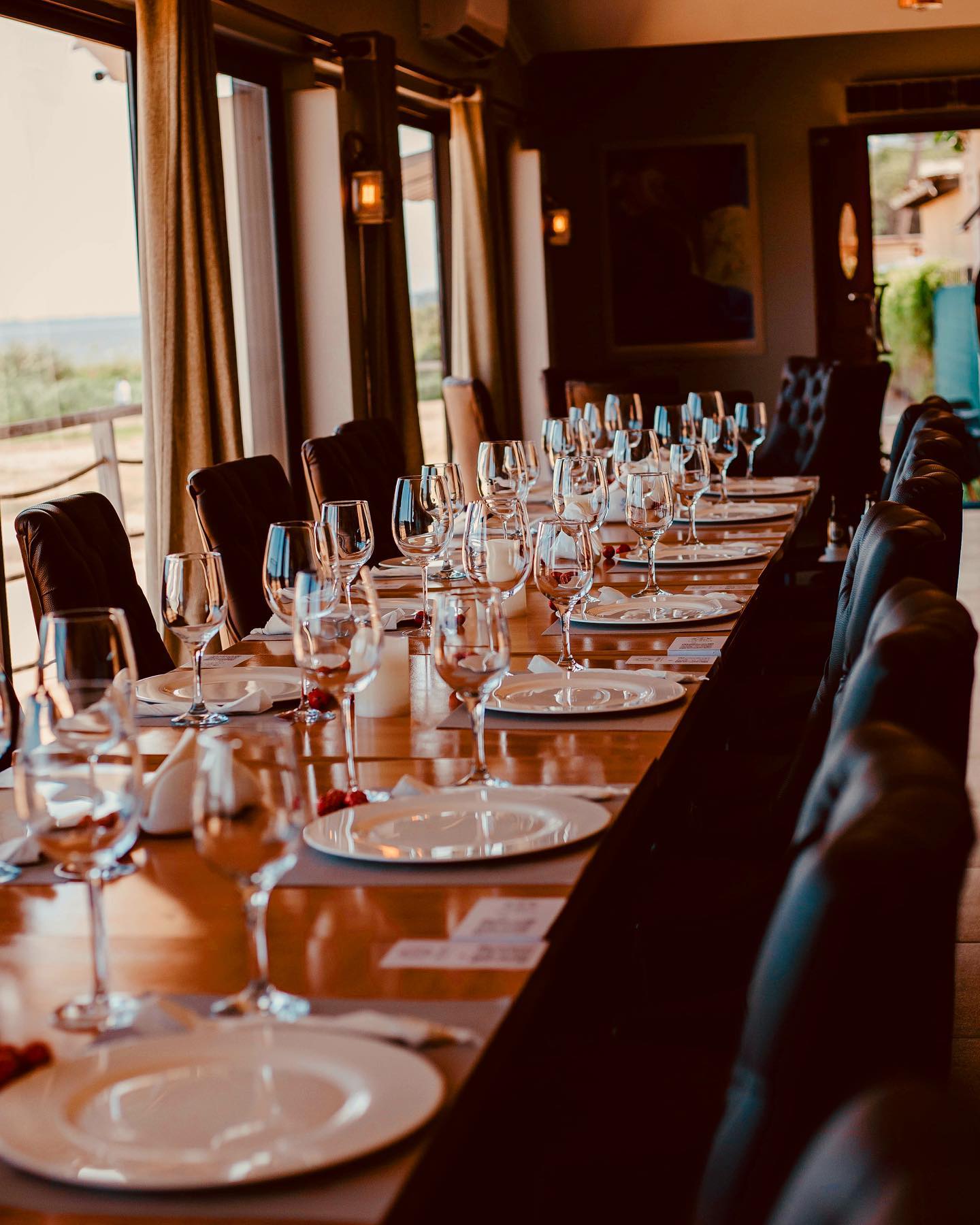 Chef a preparar prato